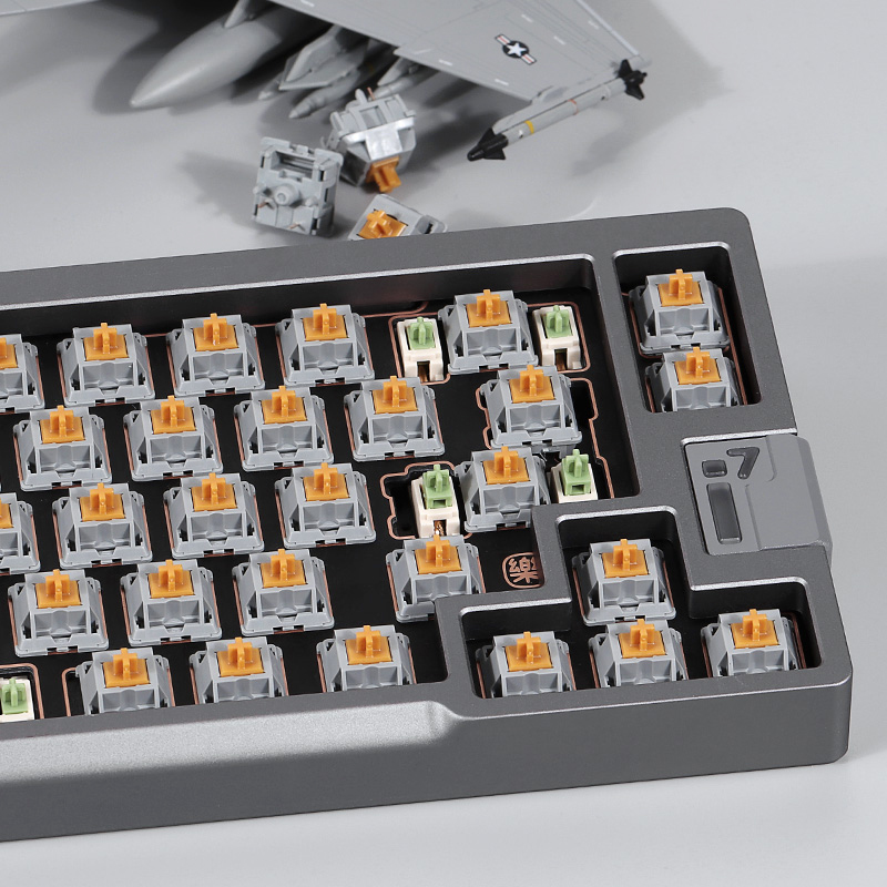BSun Ruben Hornet Switch RGB S - Gaming Keyboard Tactile recensione e prezzo