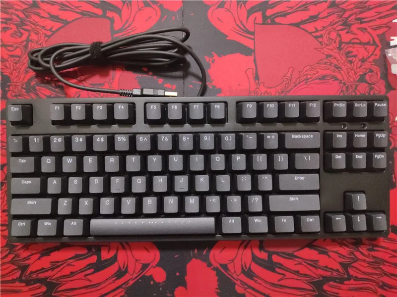 Tastiera meccanica cablata IKB - Gaming Keyboard Tkl recensione e prezzo